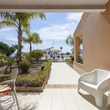 Apart-hotel Small Luxury Pool And Sea View - Stella Del Mare