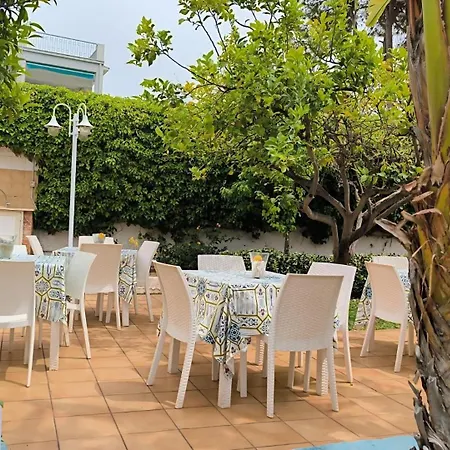 Small Luxury Pool And Sea View - Stella Del Mare Hotel apartamentowy 4*