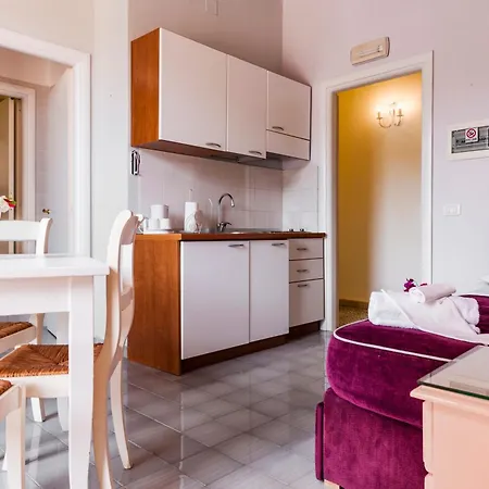 Apartmanhotel Stella Del Mare 4*